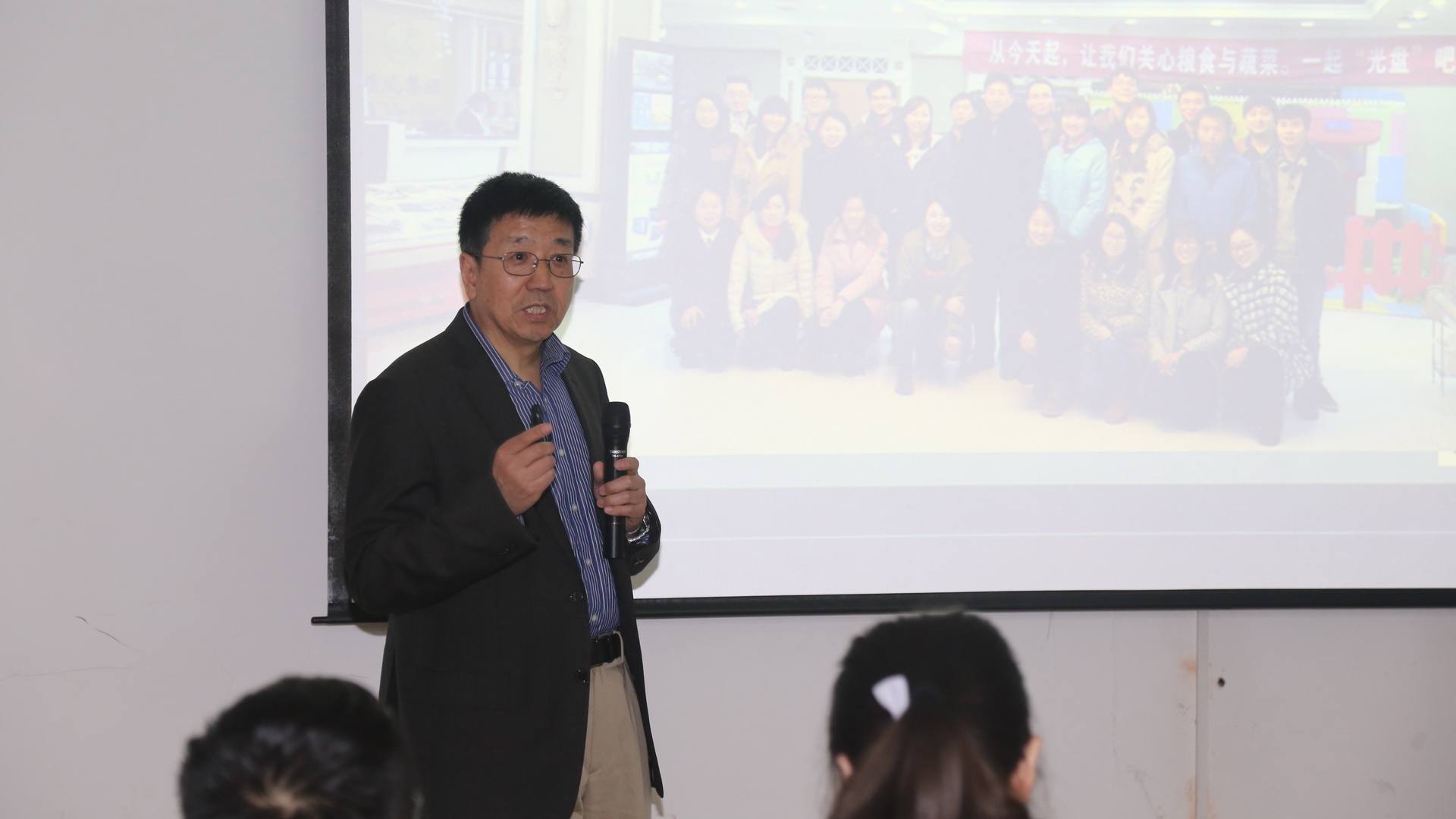 西安交通大学前沿学科技术研究所马晓龙教授在创新学院作学术报告