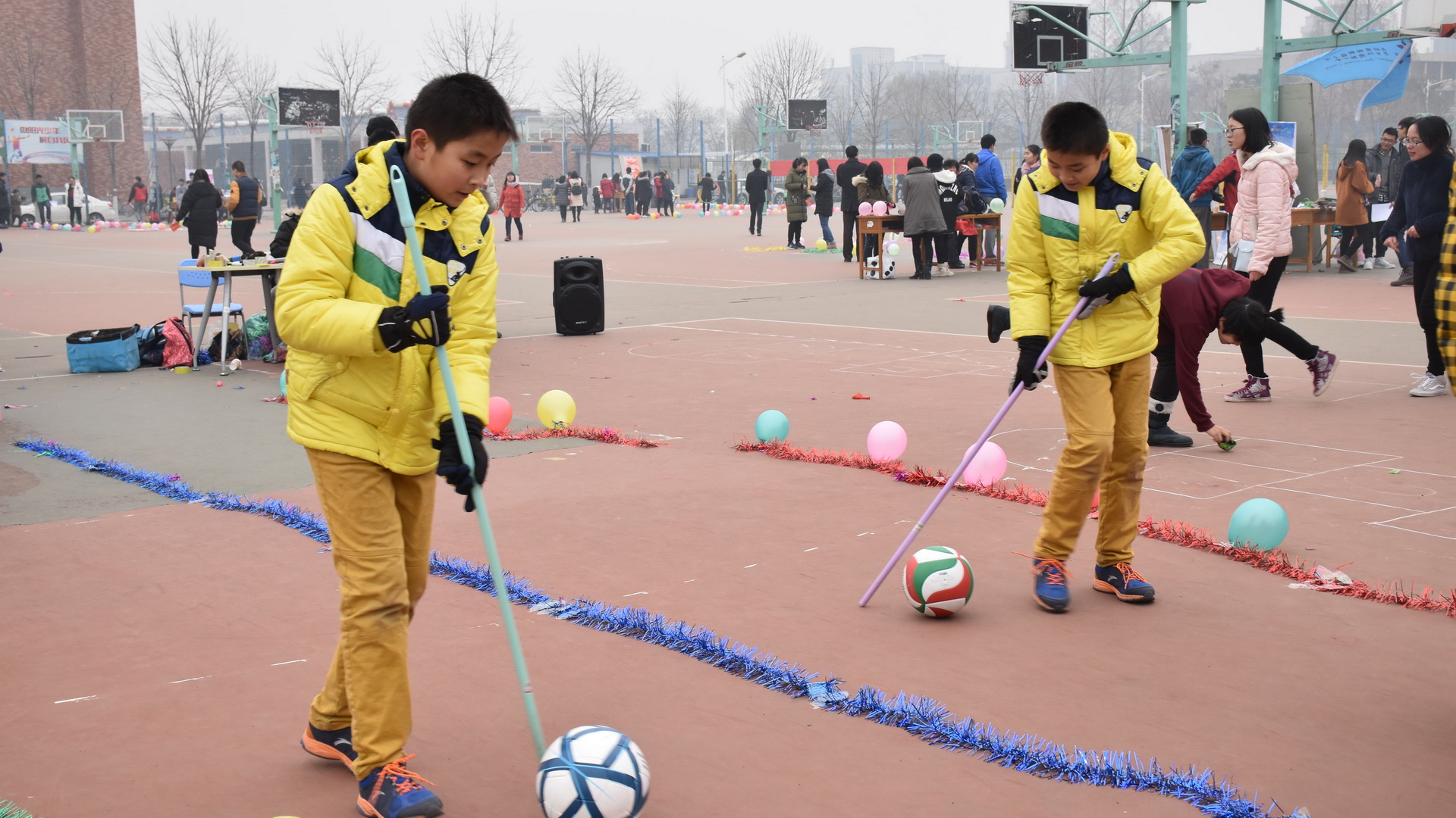 游园会活动现场